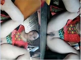 Desi girl shows off her pussy on camera