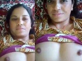 Indian aunt flaunts her large breasts and private parts