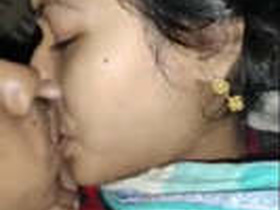 Indian couple's steamy rendezvous