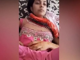 Desi secretary's sex tape with boss gets leaked