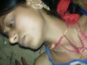 Indian bhabi takes it deep in the ass in this hot new video