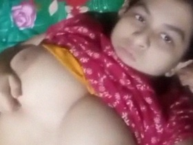Indian woman with big boobs in porn