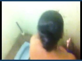 The naughty bhabhi gets kinky in the bathtub