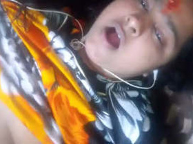 Part 2 of Desi's horny MMS with missing body