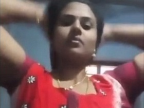 Kerala babe's solo showcase of big boobs and desi puss