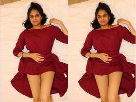 Indian babe's exclusive boob and pussy show