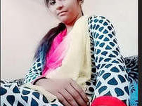 Desi babe flaunts her big boobs and pussy on video call