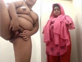 Exclusive video of Indian babe Boudi flaunting her boobs and pussy