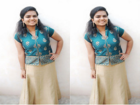 Indian pornstar Tamil gives an exclusive blowjob and fucks in HD