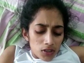Watch a slim Sri Lankan girl get her hairy puss fucked in this video