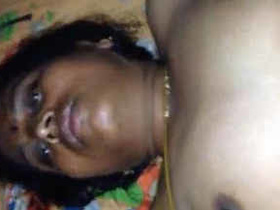 Indian wife performs oral sex on her husband
