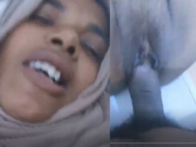 Muslim aunty from south India gets fucked by tourist agent in MMS video