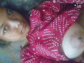 Indian woman with large breasts gives blowjob
