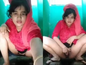 Husband surprises wife with a pee fetish MMS