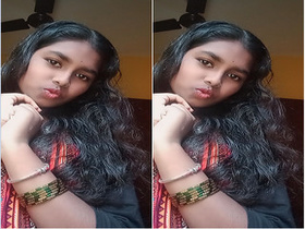 Exclusive video of cute Indian girl exposing her body