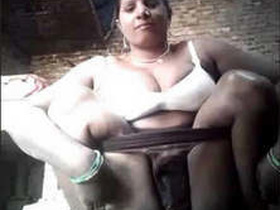 Indian village bhabi bares her body parts in front of the camera