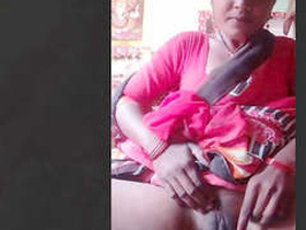 Desi bhabhi shares her nude selfies in part 3 of the series