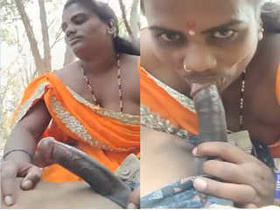 Randy from the village gets paid for a blowjob