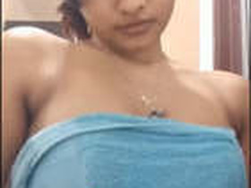 Lovely Tamil girl displays 4 sexy clips in part 2