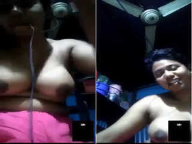 Exclusive video of Indian girl flaunting her body