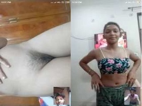 Desi amateur girl goes nude for video call with her lover