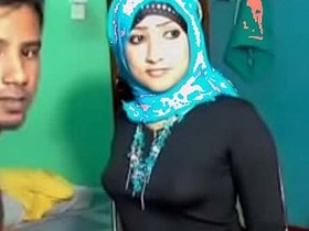 Muslim girl's live webcam show for free