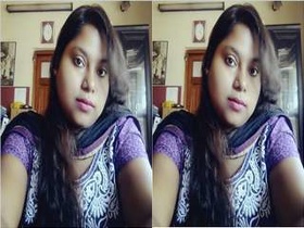 Horny girl gets naked and plays with herself in video call