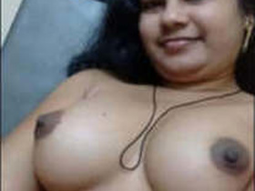 Naughty Telugu bhabie strips on Skype and teases