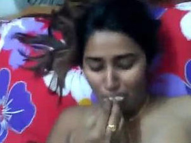 Morena teen takes selfie while completely naked