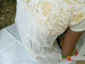 Indian couple enjoys steamy outdoor sex with Divya