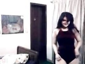 College hottie exposes her back and huge cock in front of camera