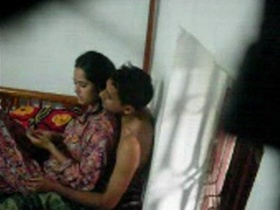 College lover shares steamy MMS movies of sex in Pune