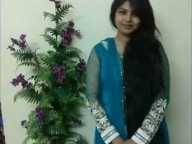 Bengali college girl's explicit MMS collection