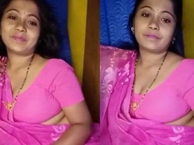Big boobed aunty from Desi TikTok