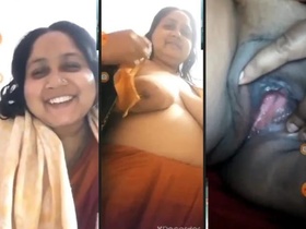 Indian MILF bares her naked body and pussy on webcam