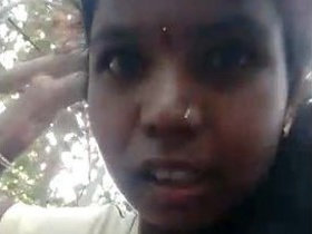 Hindi-speaking couple has outdoor sex with clear audio
