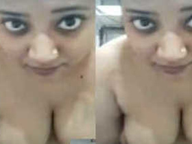 Indian Desi MILF showcases her naughty side in explicit poses