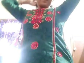 Sexy bhabhi in a suit gets fucked hard