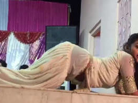 Watch a cute Indian girl seduce you with her sexy moves