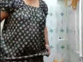 Indian bhabhi strips down and gets naked in live chat