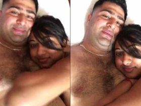 Indian office worker experiences nervousness while performing oral sex on her supervisor