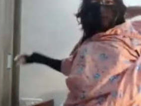 Fully nude Niharika vibrates her pussy and big ass on camera