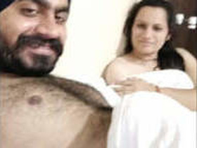 Punjabi couple's hotel room romp with audio