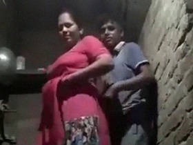 Desi aunty indulges in steamy sex with her young lover