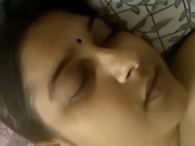 Cheating wife strips down and flaunts her body on a nude call