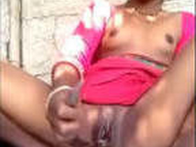 Horny village bhabhi masturbates in front of camera