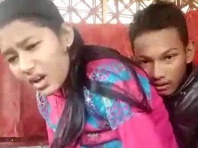 Real Indian college girls' first time having sex