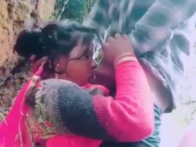 Indian wife enjoys outdoor sex with her lover
