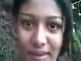 Desi Indian girl Pinky enjoying her sex mms with her bf