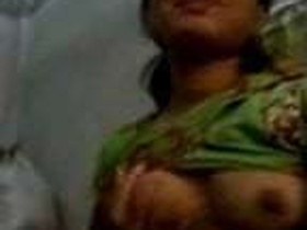 Scandalous Indian village bhabhi gets hardcore with her lover
